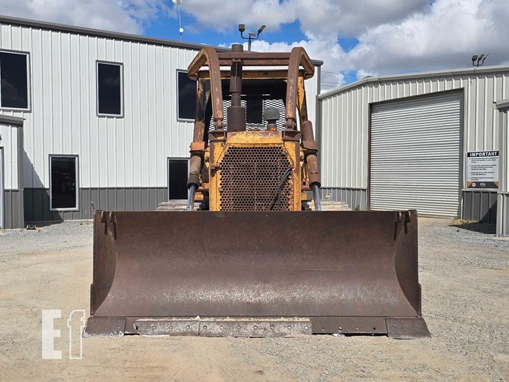 caterpillar-d6d-image-7