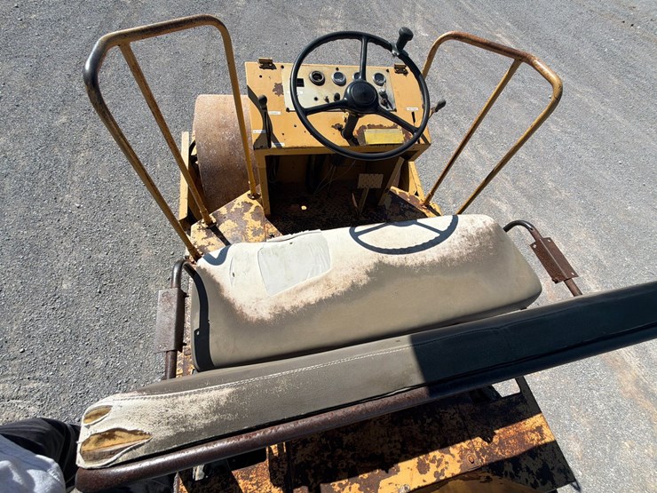 caterpillar-cs-431b-image-18