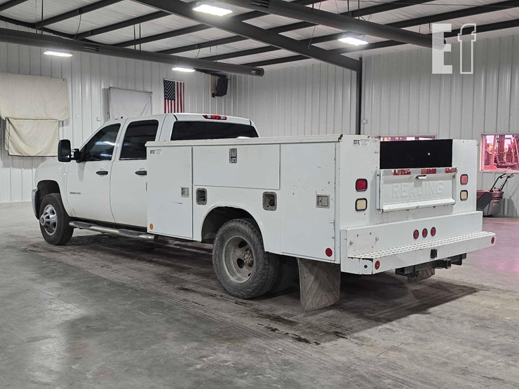 2013-chevrolet-silverado-3500hd-image-4