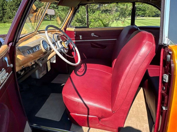 1947-ford-super-deluxe-sportsman-image-167