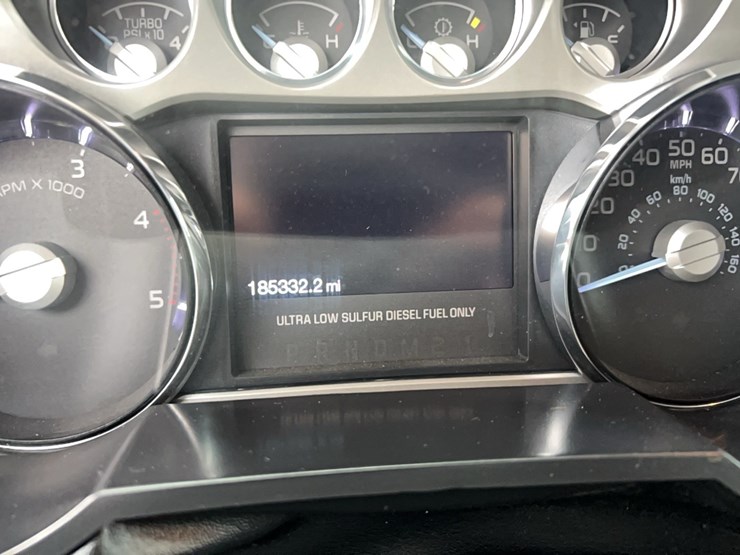 2015-ford-f350-image-17