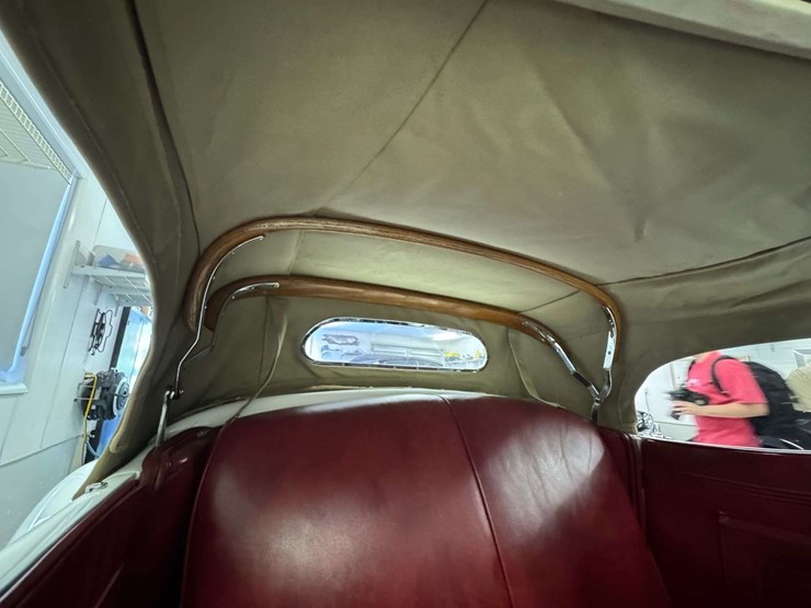 1936-auburn-852-supercharged-boattail-speedster-image-8