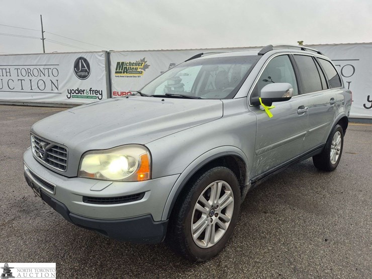 2012-volvo-xc90-image-1