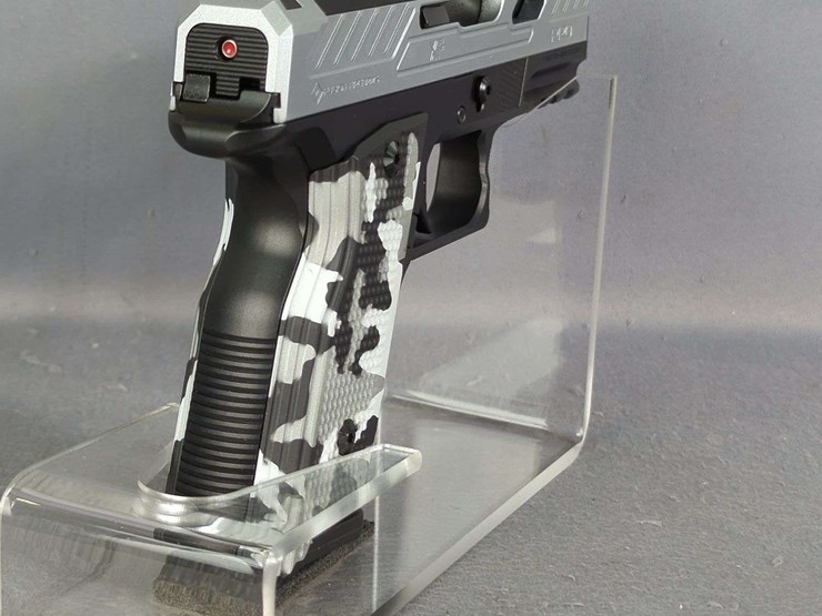 fusion-firearms/-ermo-xf-pro-9x19-pistol-sn#-tk670-25001062,-2-total-mags,-cleaning-kit,-manual,-extra-grips,-with-hard-case,-in-original-box-image-7
