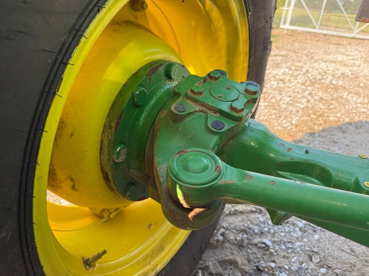 2017-john-deere-6110m-image-10