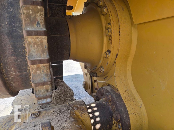 2019-caterpillar-d6t-xl-image-38