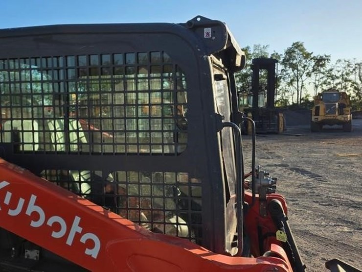 2022-kubota-svl75-2-image-10