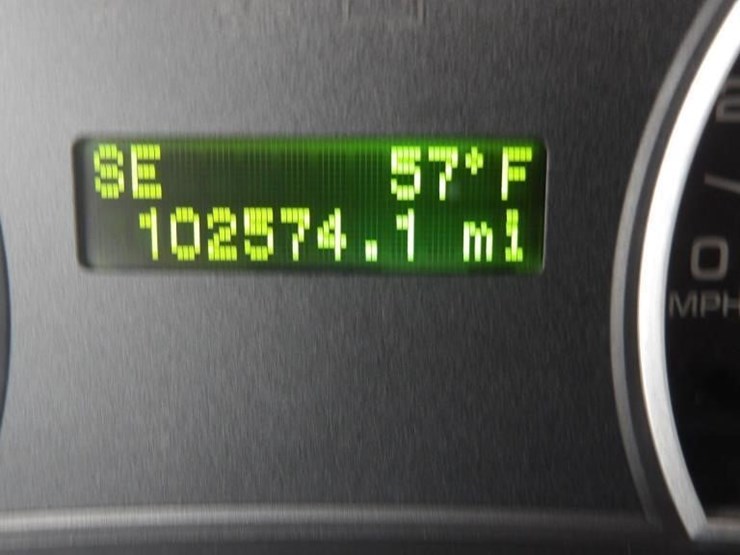 2010-ford-explorer-image-17