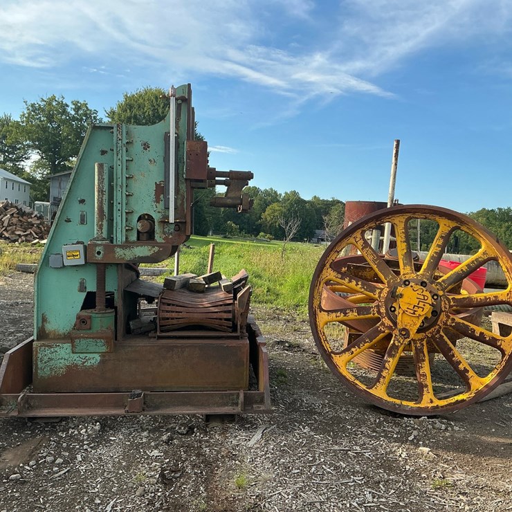 #141 • Salem Equipment Bandmill Headrig