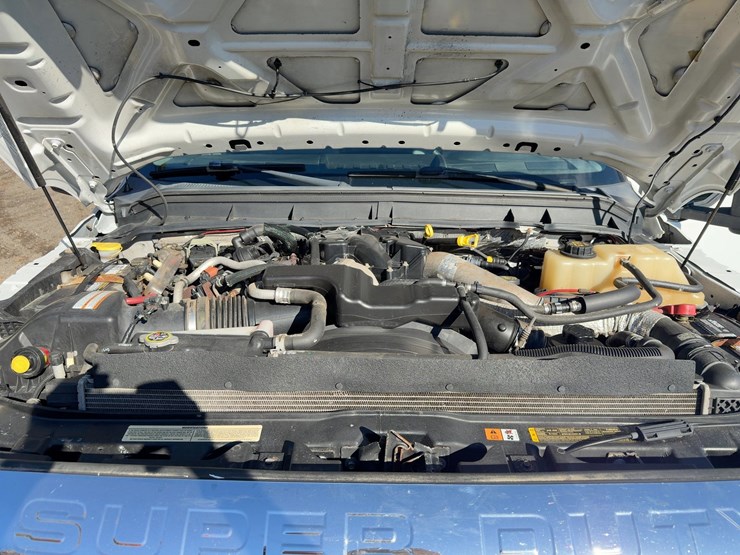 2015-ford-f450-xlt-image-12