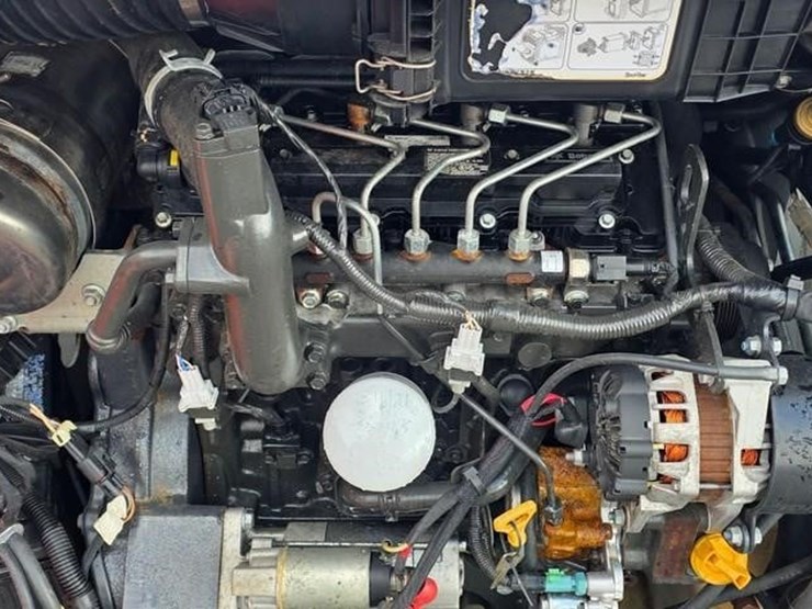 2018-bobcat-s550-image-41