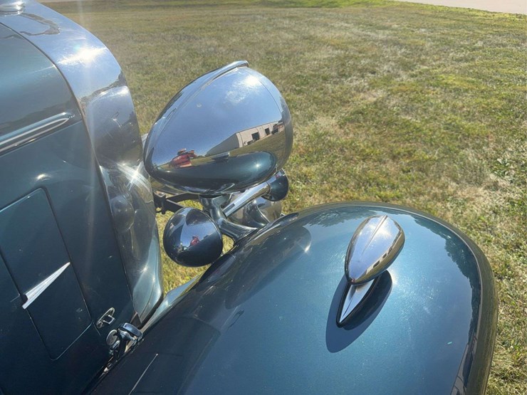 1932-cadillac-v-16-fleetwood-image-69
