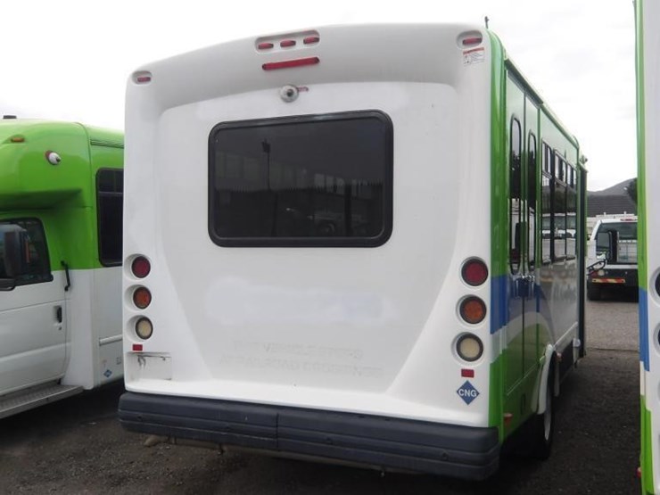 2016-ford-e450-image-3