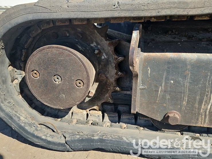 2019-bobcat-e35-image-8