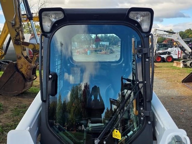 2018-bobcat-s550-image-37