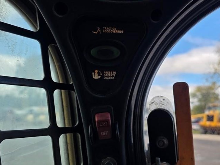 2019-bobcat-s595-image-56