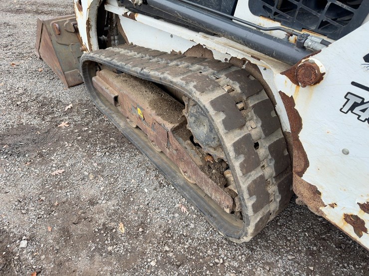 2020-bobcat-t450-image-15
