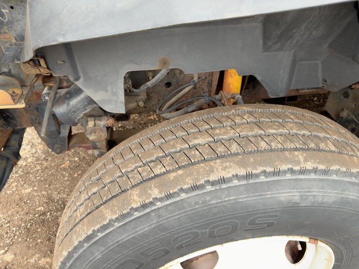 2000-caterpillar-3126-image-9