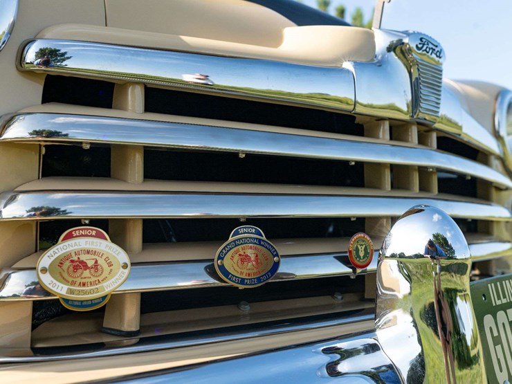 1947-ford-super-deluxe-woody-wagon-image-11