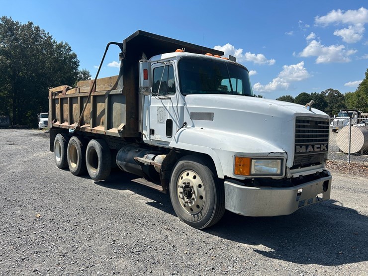 1994-mack-ch613-image-2