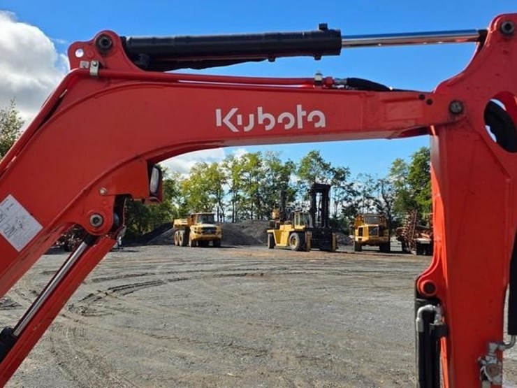 2025-kubota-kx033-4-image-39