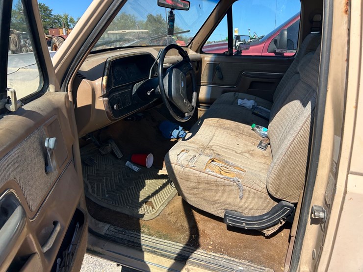 1990-ford-f250-image-9