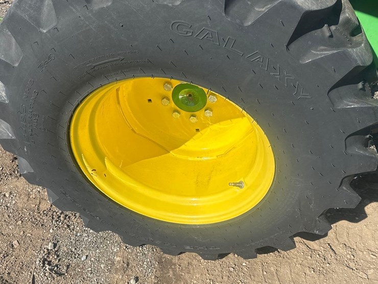 2022-john-deere-3043d-image-19