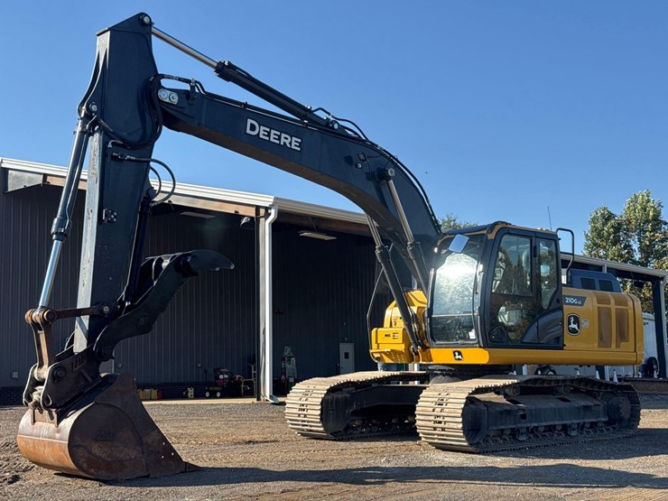2022-deere-210g-lc-image-9