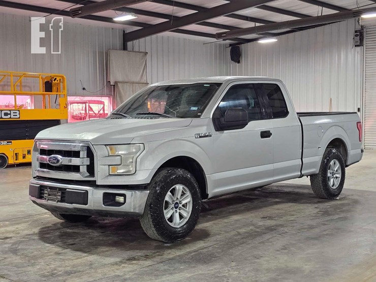 2015-ford-f150-xlt-image-1