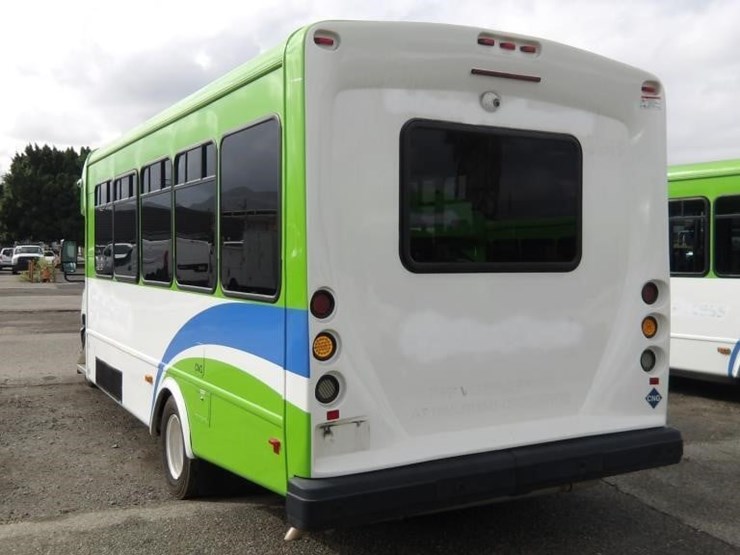 2018-ford-e450-image-4