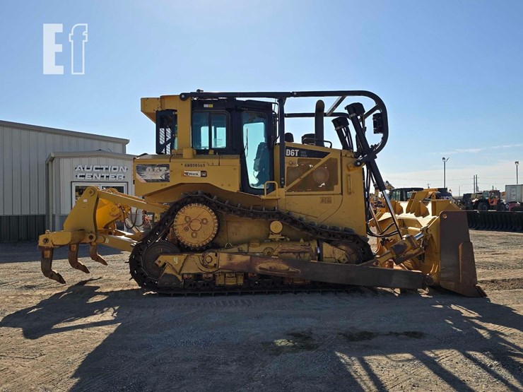 2016-caterpillar-d6t-xl-image-6