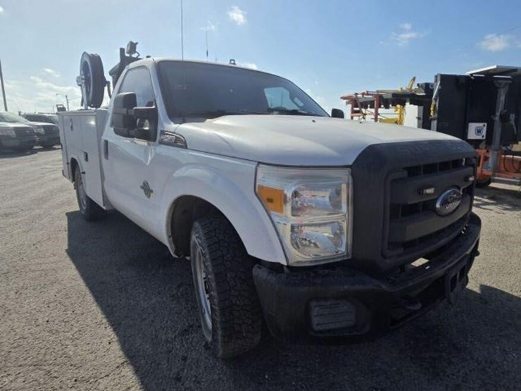2015-ford-f250-image-2