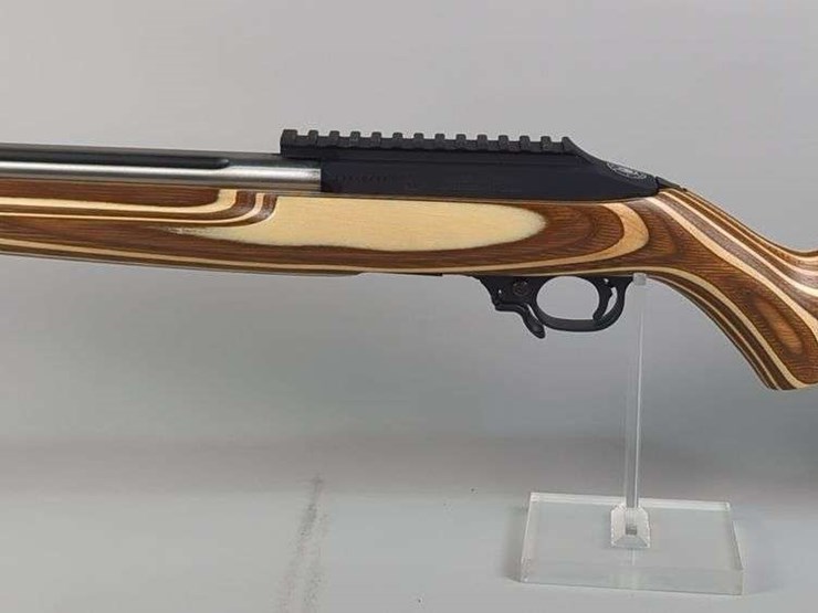 ruger-10/22-.22-lr-rifle-sn#-cs4-02699,-adjustable-cheek-rest,-fluted-barrel,-customized-by-ruger-custom-shop-with-coa,-manual,-in-original-hard-case-image-2