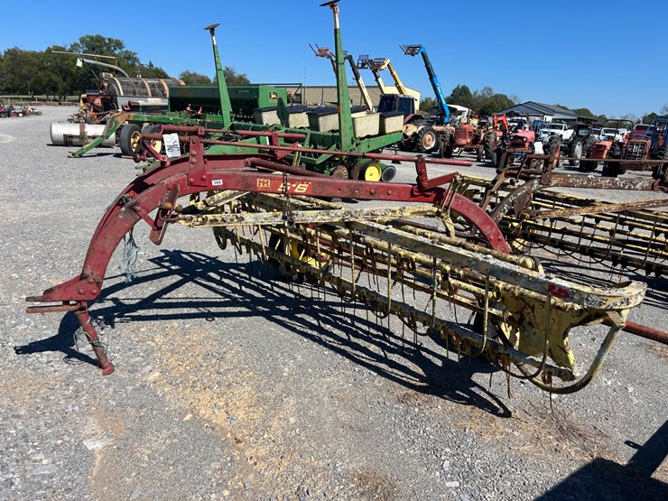 new-holland-56-image-1