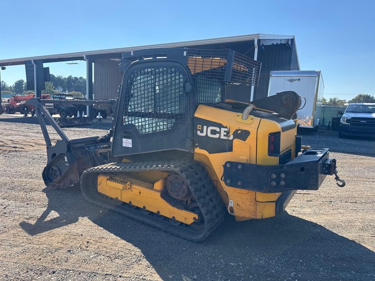 2013-jcb-300t-image-3