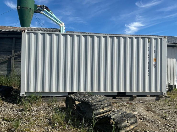 #179-•-shipping-container-with-interior-shelving-image-1