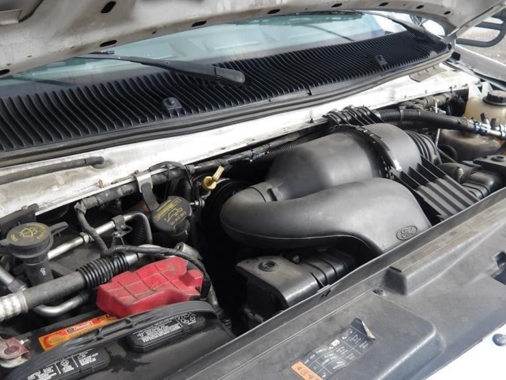 2018-ford-e450-image-10