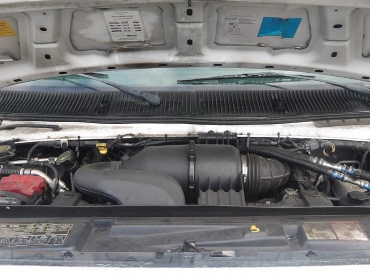 2016-ford-e450-image-10