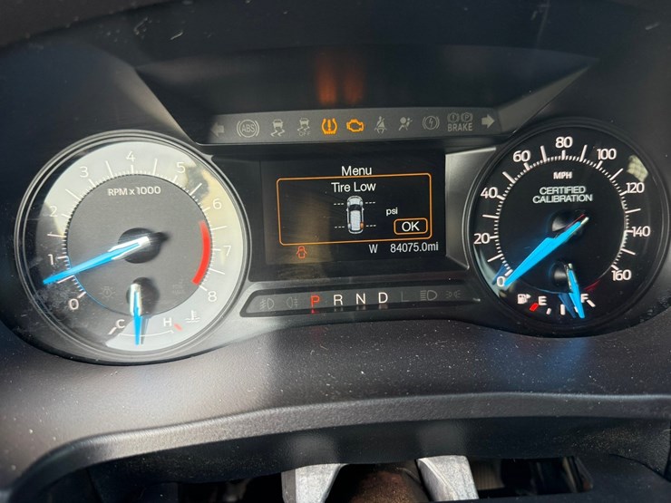 2018-ford-explorer-image-59
