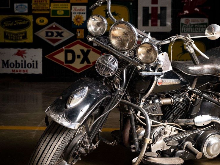 1947-harley-davidson-"74"-knucklehead-image-5