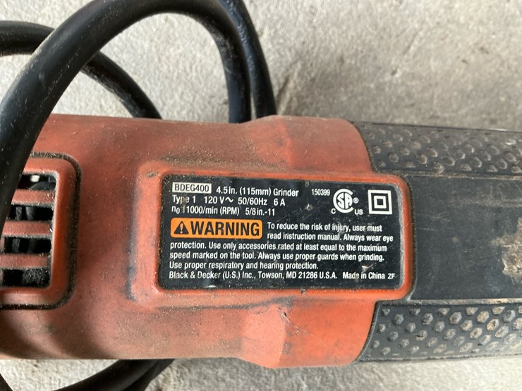 #111-•-milwaukee-0300-20-1/2"-corded-drill-and-black-&-decker-bdeg400-4.5"-angle-grinder-image-10