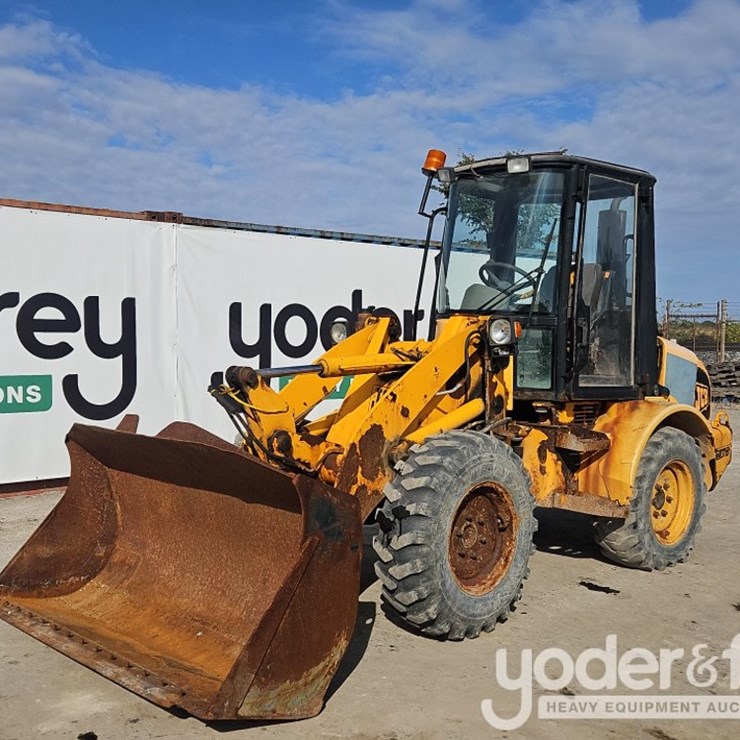 JCB 407B