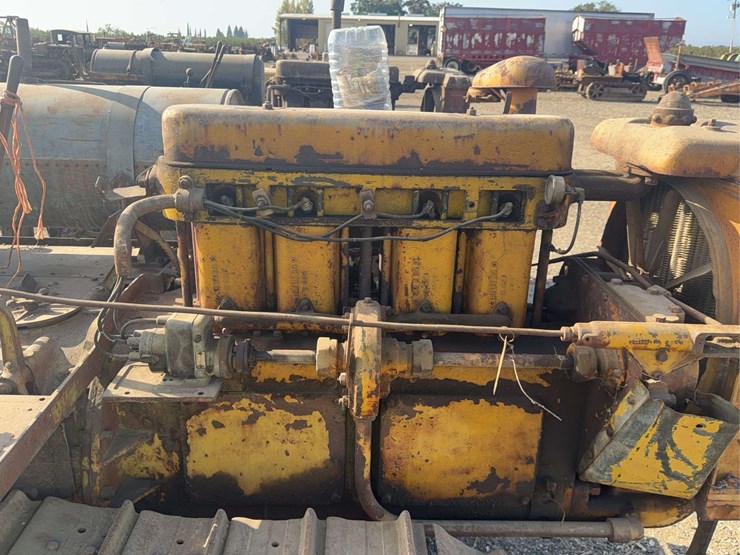 caterpillar-thirty-image-21