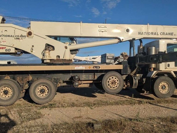 2015-kenworth-t800-image-12