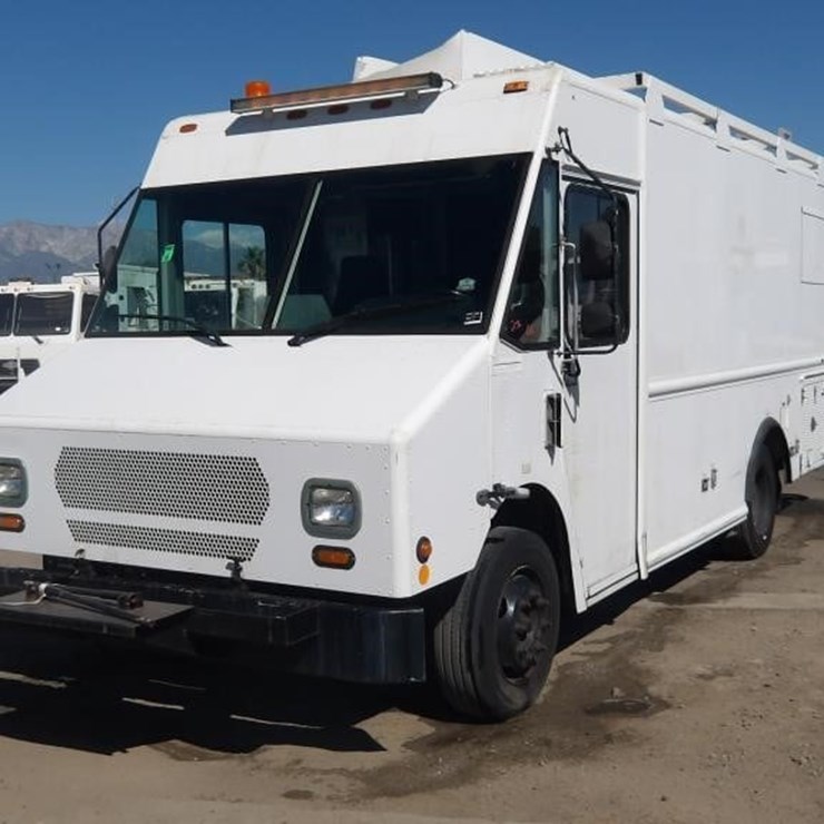 2008 WORKHORSE W62