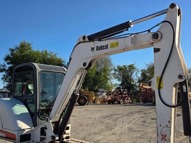 2006-bobcat-341g-image-47