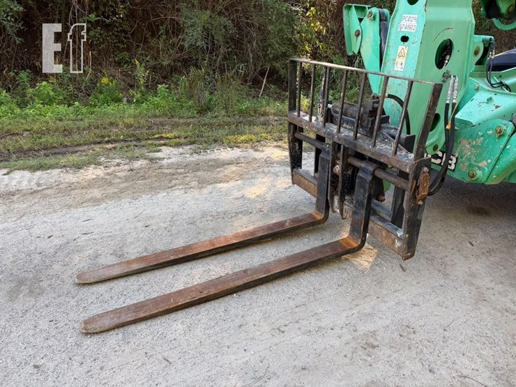 2016-jcb-510-56-image-10