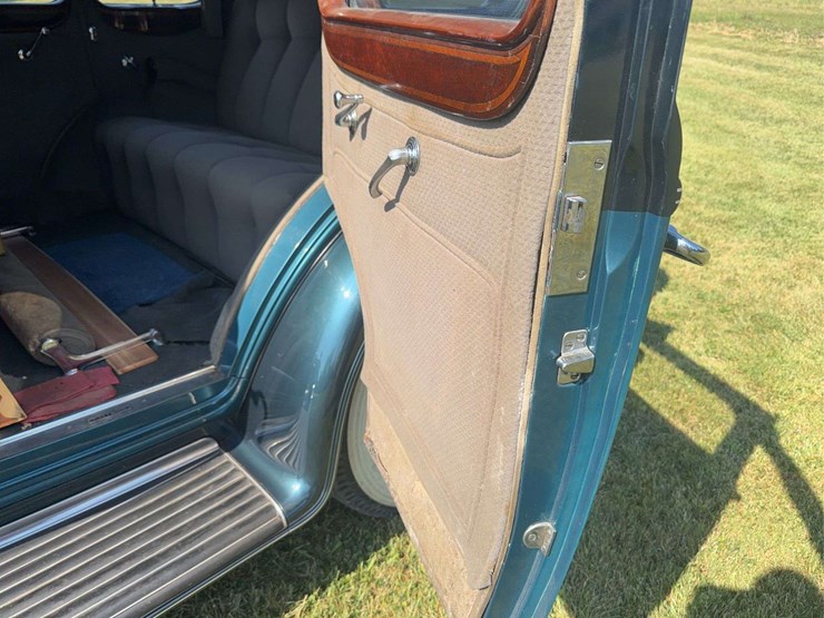 1932-cadillac-v-16-fleetwood-image-80