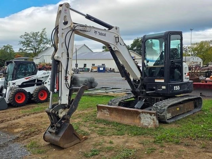 2019-bobcat-e55-image-1