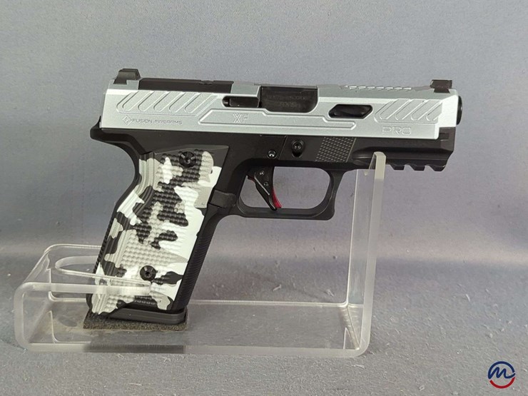 fusion-firearms/-ermo-xf-pro-9x19-pistol-sn#-tk670-25001062,-2-total-mags,-cleaning-kit,-manual,-extra-grips,-with-hard-case,-in-original-box-image-9